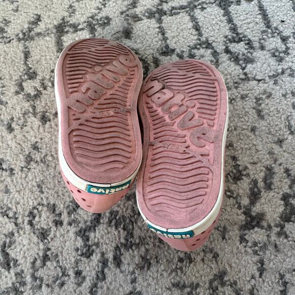 Native Light Pink Shoes Size 8C - Picture 3 of 6